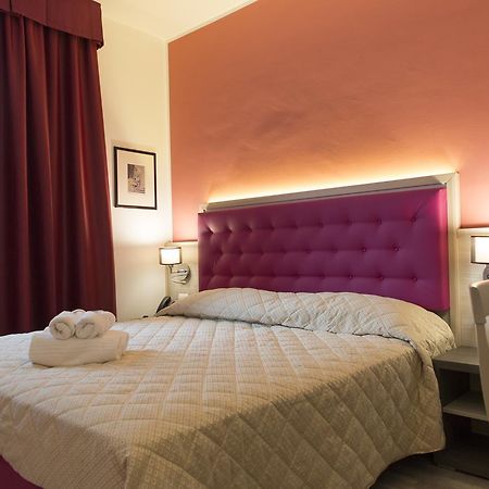 Alma Living Hotel- Al Girarrosto Venzone Εξωτερικό φωτογραφία