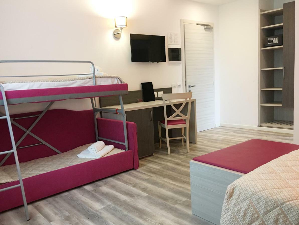 Alma Living Hotel- Al Girarrosto Venzone Εξωτερικό φωτογραφία