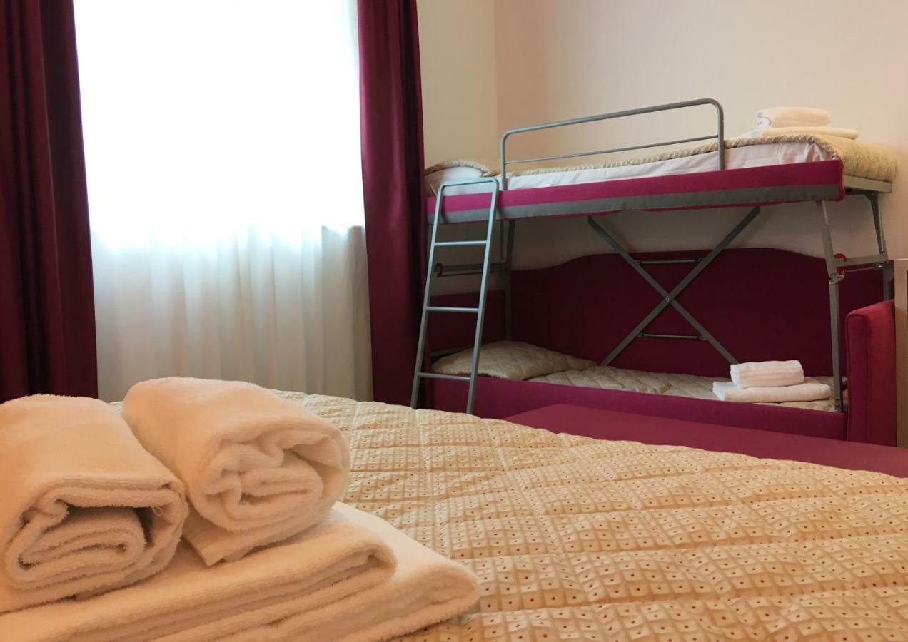 Alma Living Hotel- Al Girarrosto Venzone Εξωτερικό φωτογραφία